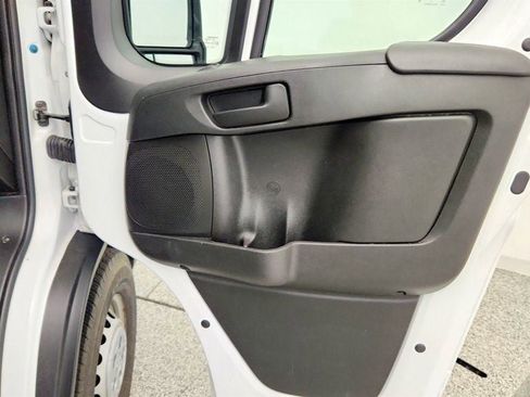 Used 2025 RAM ProMaster 2500 w/ U-Haul Equipment Group FWD image 28