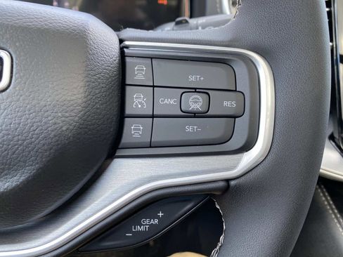 New 2026 Jeep Grand Wagoneer Limited image 17