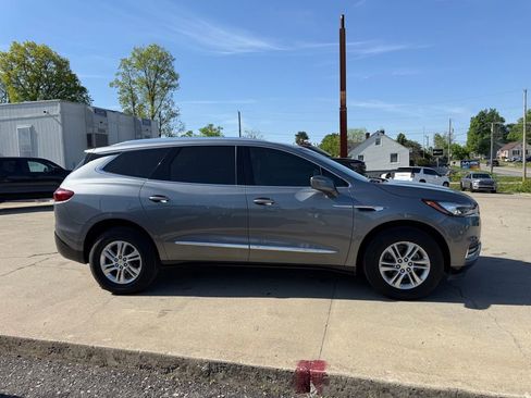 Used 2019 Buick Enclave Essence image 5