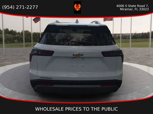 Used 2025 Chevrolet Equinox LT w/ Convenience Package II image 5