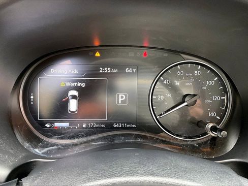 Used 2023 Nissan Kicks SR image 12