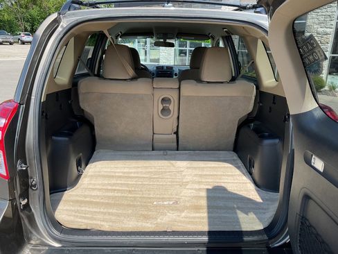 Used 2012 Toyota RAV4 4WD w/ Value Pkg image 29