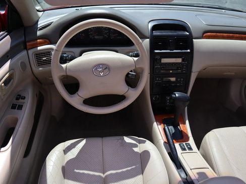Used 2002 Toyota Solara SLE FWD image 17
