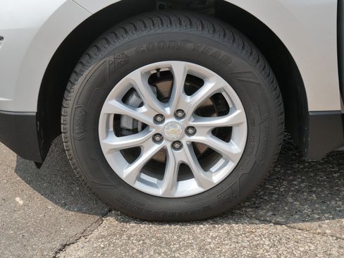 Used 2018 Chevrolet Equinox LT AWD/4WD image 15