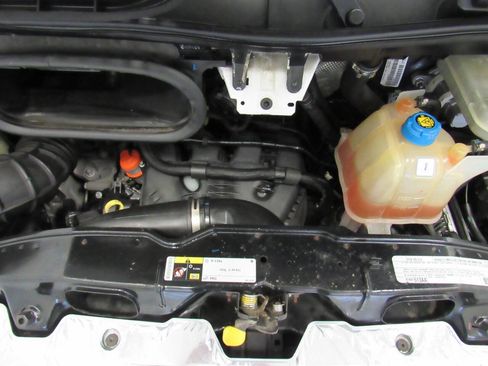 Used 2016 RAM ProMaster 2500 w/ Premium Appearance Group image 40