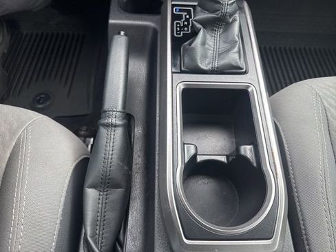 Used 2022 Toyota Tacoma SR5 w/ SR5 Appearance Package (SM) image 28