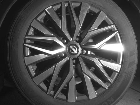 Used 2025 Nissan Altima 2.5 SV FWD image 17