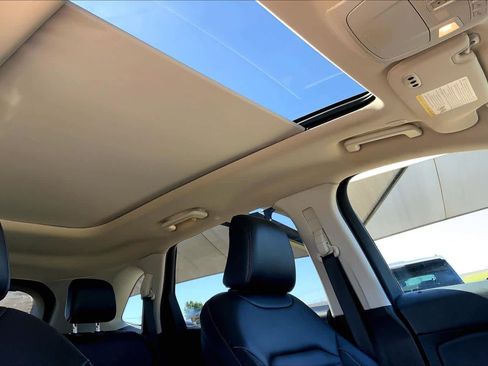 Used 2022 Ford Edge SEL w/ Convenience Package AWD/4WD image 14