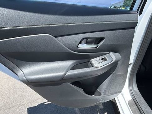 New 2026 Nissan Sentra SR w/ Floor Mat Package FWD image 14