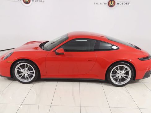 Used 2025 Porsche 911 Carrera RWD image 36