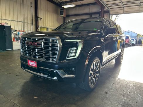 New 2026 GMC Yukon XL Denali w/ Sun & Power Step Package image 2