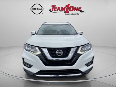 Used 2020 Nissan Rogue SL w/ Premium Package FWD image 2