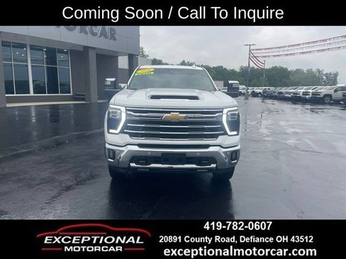 Used 2026 Chevrolet Silverado 2500 LTZ w/ LTZ Premium Package AWD/4WD image 9
