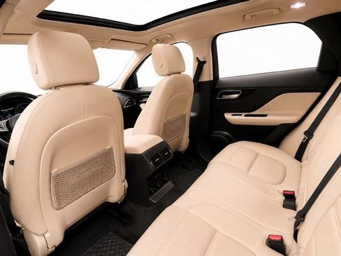 Used 2018 Jaguar F-PACE Prestige AWD/4WD image 22