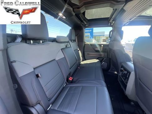 Used 2025 GMC Hummer EV 3X w/ Extreme Off-Road Package AWD/4WD image 32