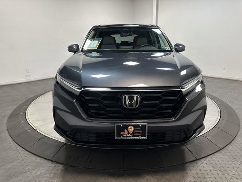 Used 2025 Honda CR-V EX image 4