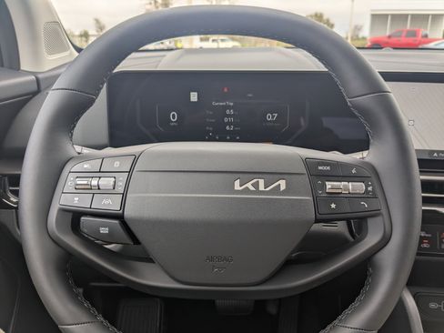 Used 2026 Kia Sportage SX image 31