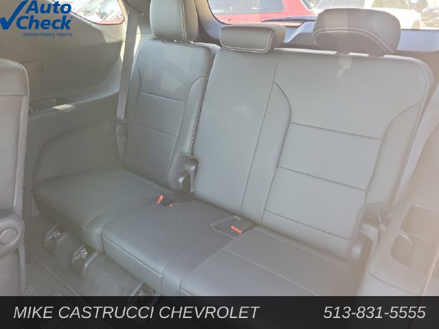 Used 2025 Chevrolet Traverse LT w/ Driver Confidence Package FWD image 25