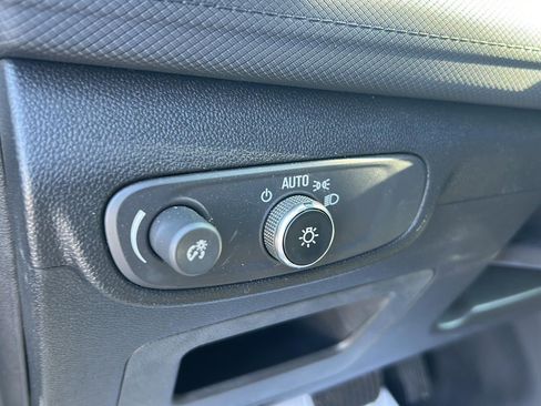 Used 2025 Chevrolet TrailBlazer LT image 25