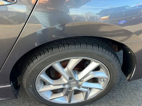 Used 2015 Nissan Sentra SR image 18