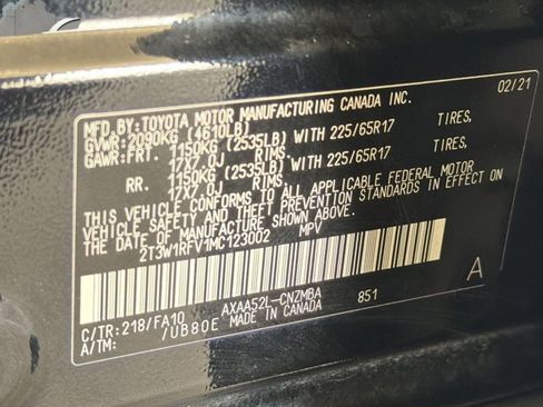 Used 2021 Toyota RAV4 XLE FWD image 27
