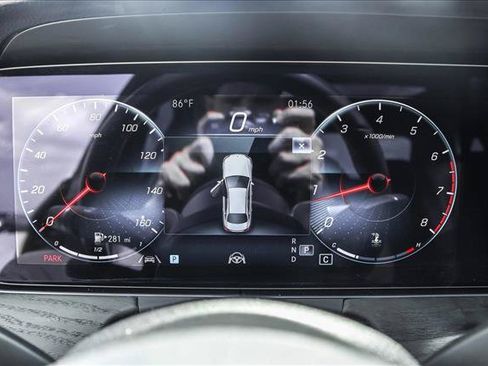 Used 2023 Mercedes-Benz E 350 4MATIC Sedan image 15