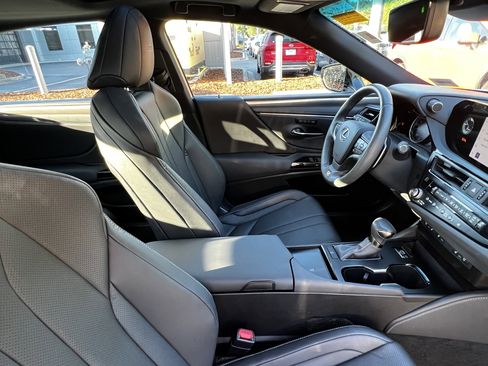 Certified 2024 Lexus ES 350 F Sport w/ Accessory Package (Z2) FWD image 46