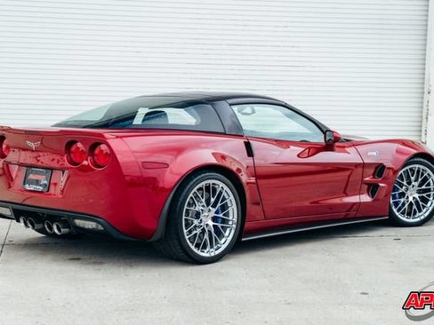 Used 2012 Chevrolet Corvette ZR1 w/ 3ZR Preferred Equipment Group RWD image 4