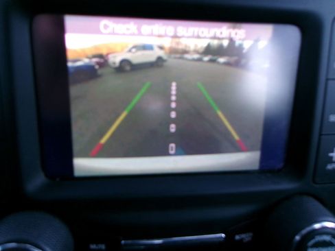 Used 2019 Jeep Renegade Sport image 14