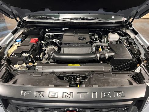 Used 2024 Nissan Frontier PRO-4X w/ Off-Road Protection Package AWD/4WD image 21