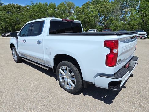New 2026 Chevrolet Silverado 1500 High Country w/ Technology Package AWD/4WD image 6