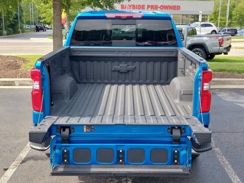 Used 2023 Chevrolet Silverado 1500 LTZ w/ LTZ Premium Package AWD/4WD image 9