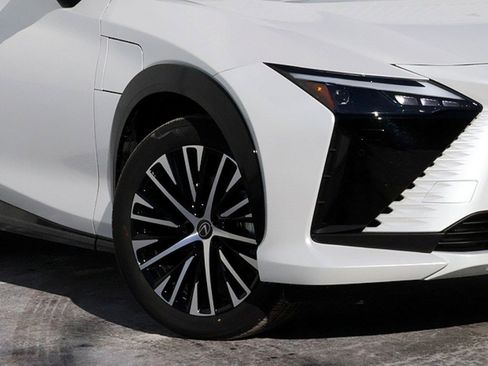 New 2026 Lexus RZ 350e 2WD image 2