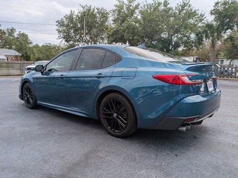 Used 2025 Toyota Camry SE w/ Convenience Package FWD image 6