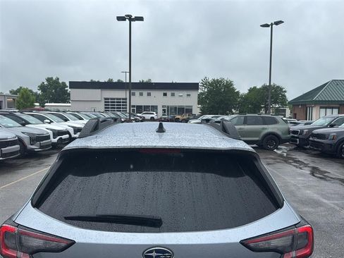 Used 2023 Subaru Outback Limited AWD/4WD image 19
