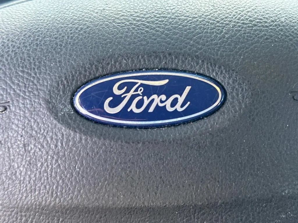 Used 2017 Ford Escape S FWD image 27