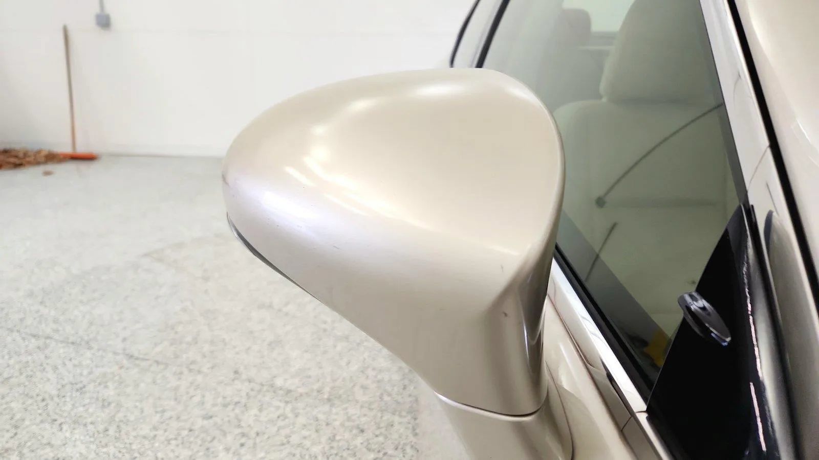 Used 2014 Lexus ES 350 w/ Luxury Package FWD image 36