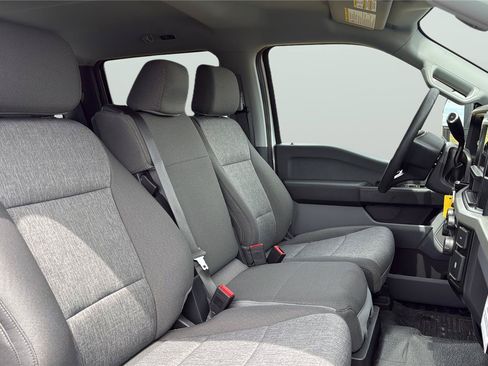New 2025 Ford F250 XL AWD/4WD image 15