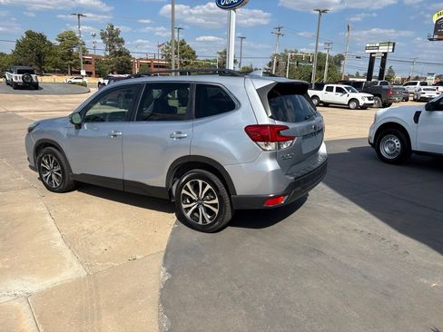 Used 2023 Subaru Forester Limited w/ Popular Package #2 AWD/4WD image 5