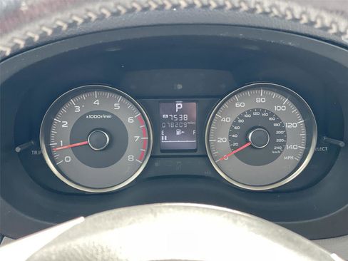 Used 2015 Subaru Forester 2.5i Limited image 16