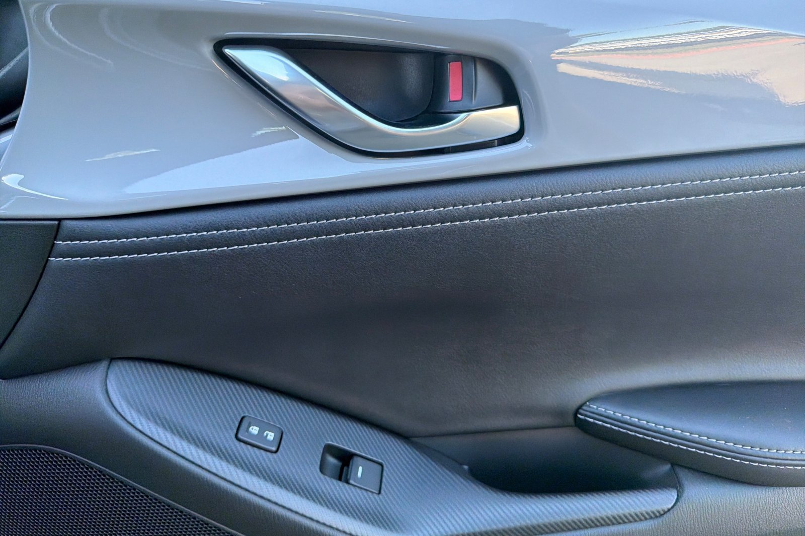 New 2026 MAZDA MX-5 Miata Club w/ Interior Package RWD image 18