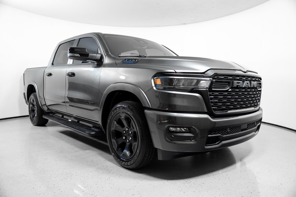 Used 2025 RAM 1500 Big Horn RWD image 2