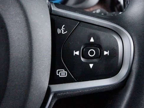 Used 2022 Volvo XC60 T8 Inscription Expression image 13