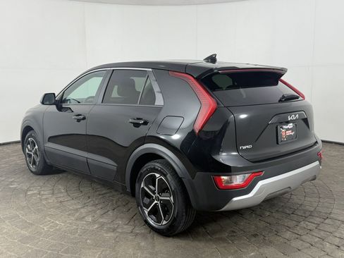 Used 2025 Kia Niro LX FWD image 5