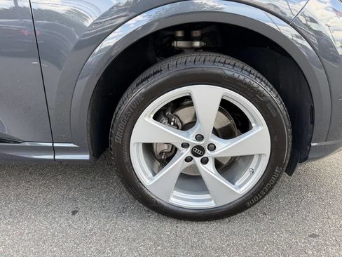Used 2025 Audi Q5 Premium w/ Premium Plus AWD/4WD image 10