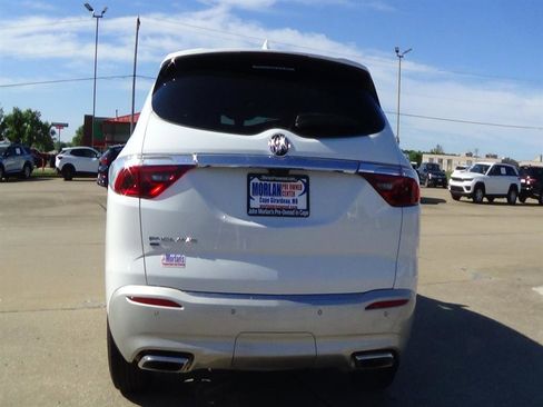 Used 2024 Buick Enclave Premium image 7