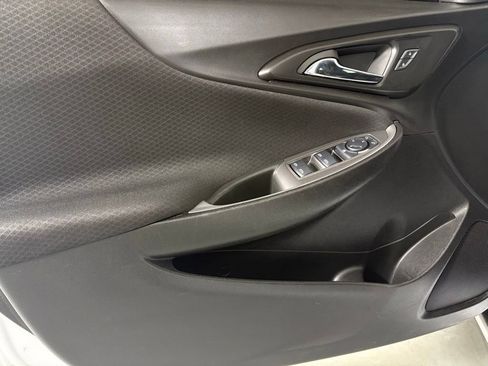 Used 2024 Chevrolet Malibu LS image 15