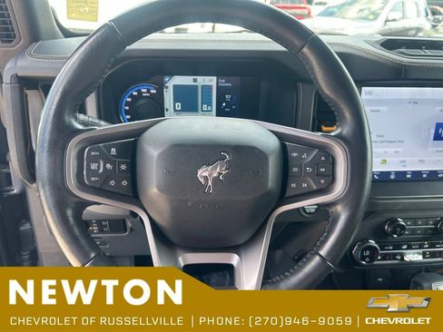 Used 2024 Ford Bronco Badlands AWD/4WD image 14