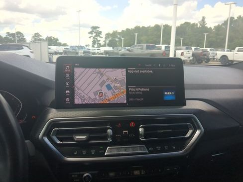 Used 2023 BMW X4 xDrive30i w/ M Sport Package AWD/4WD image 13