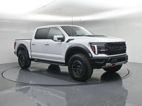 Certified 2025 Ford F150 Raptor w/ Equipment Group 803A Raptor R AWD/4WD image 31